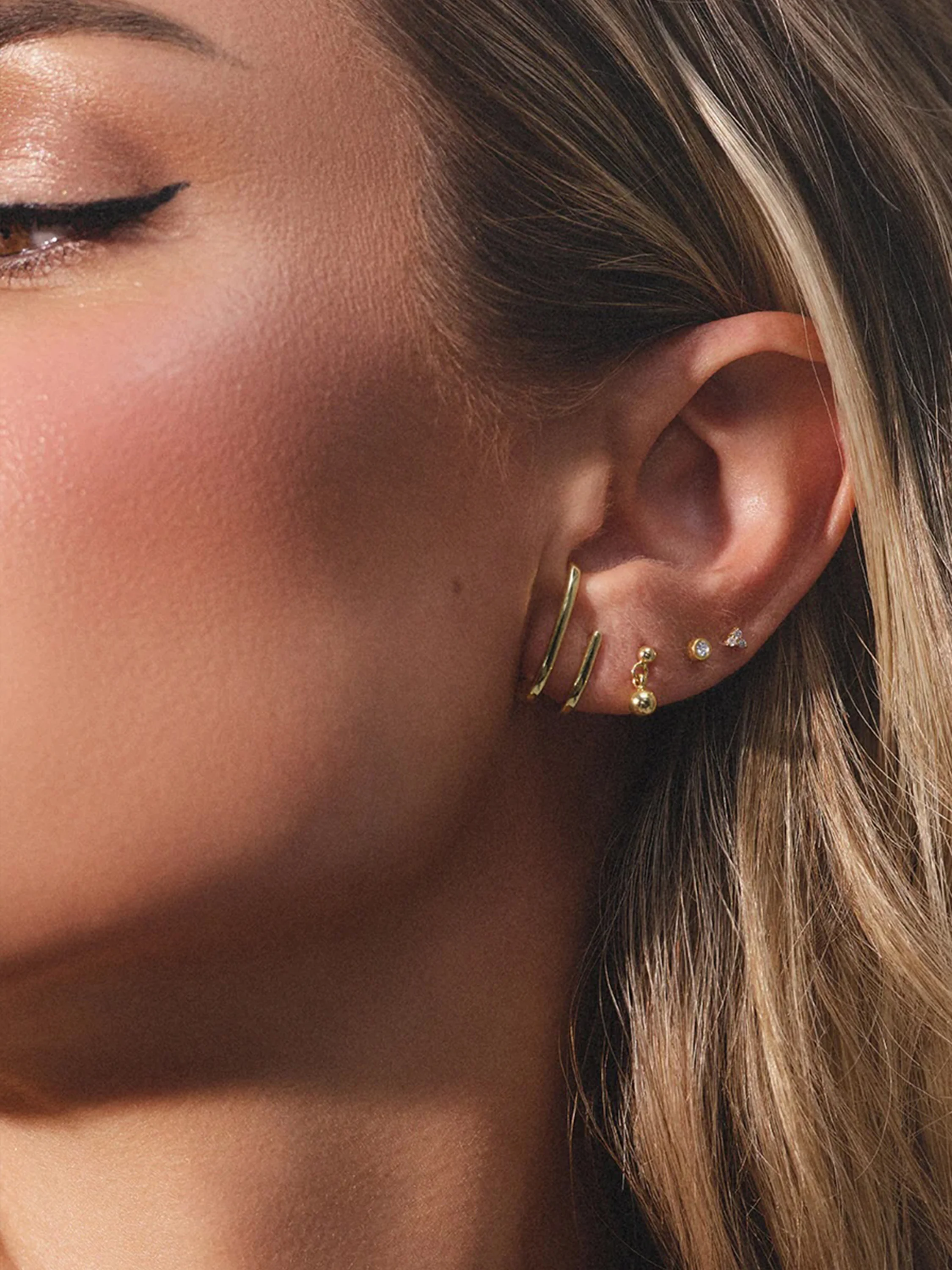 Double Vision Ear Climber - Image 7