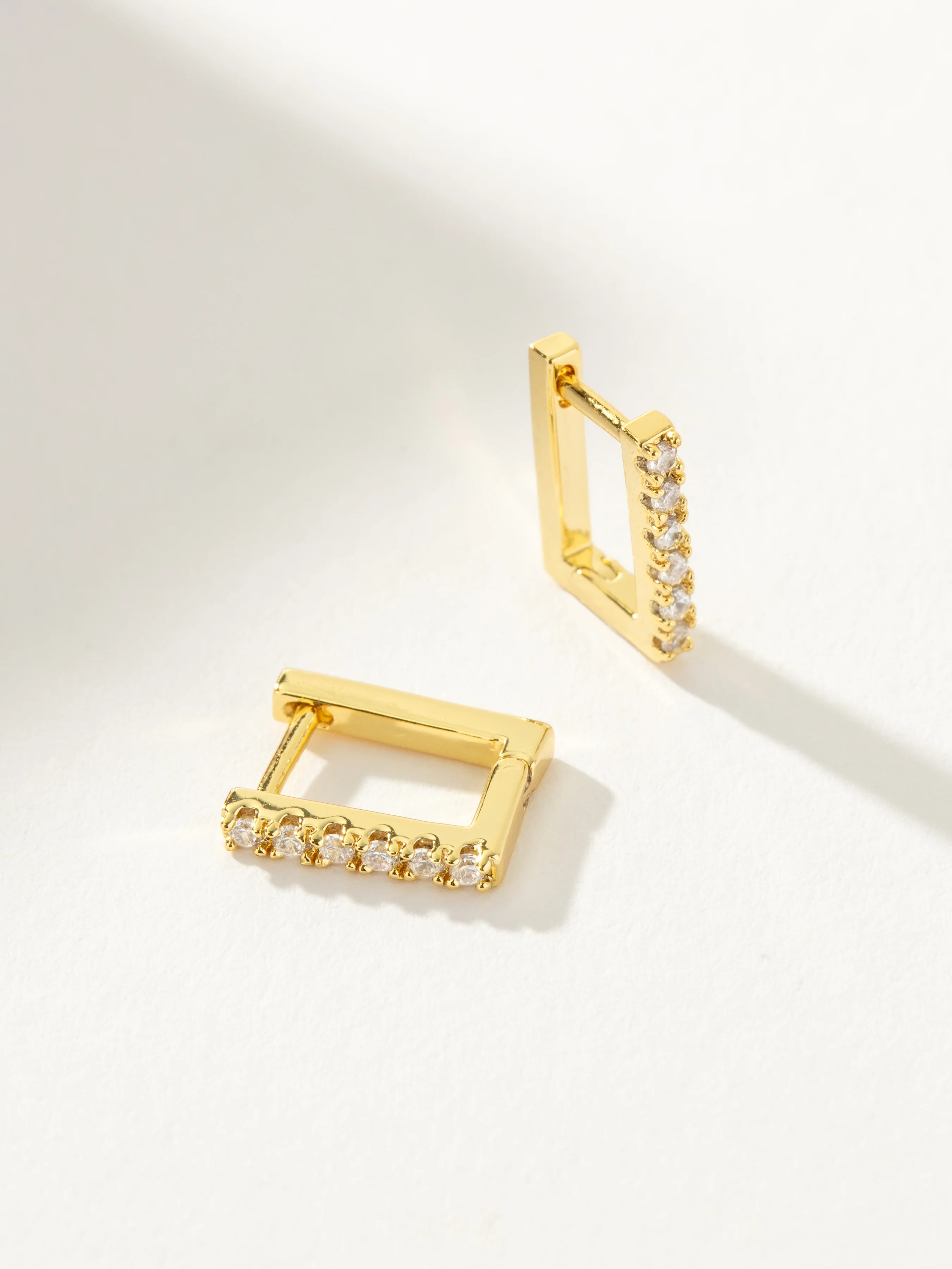 Queen Status Gold Jewelry Set - Image 4