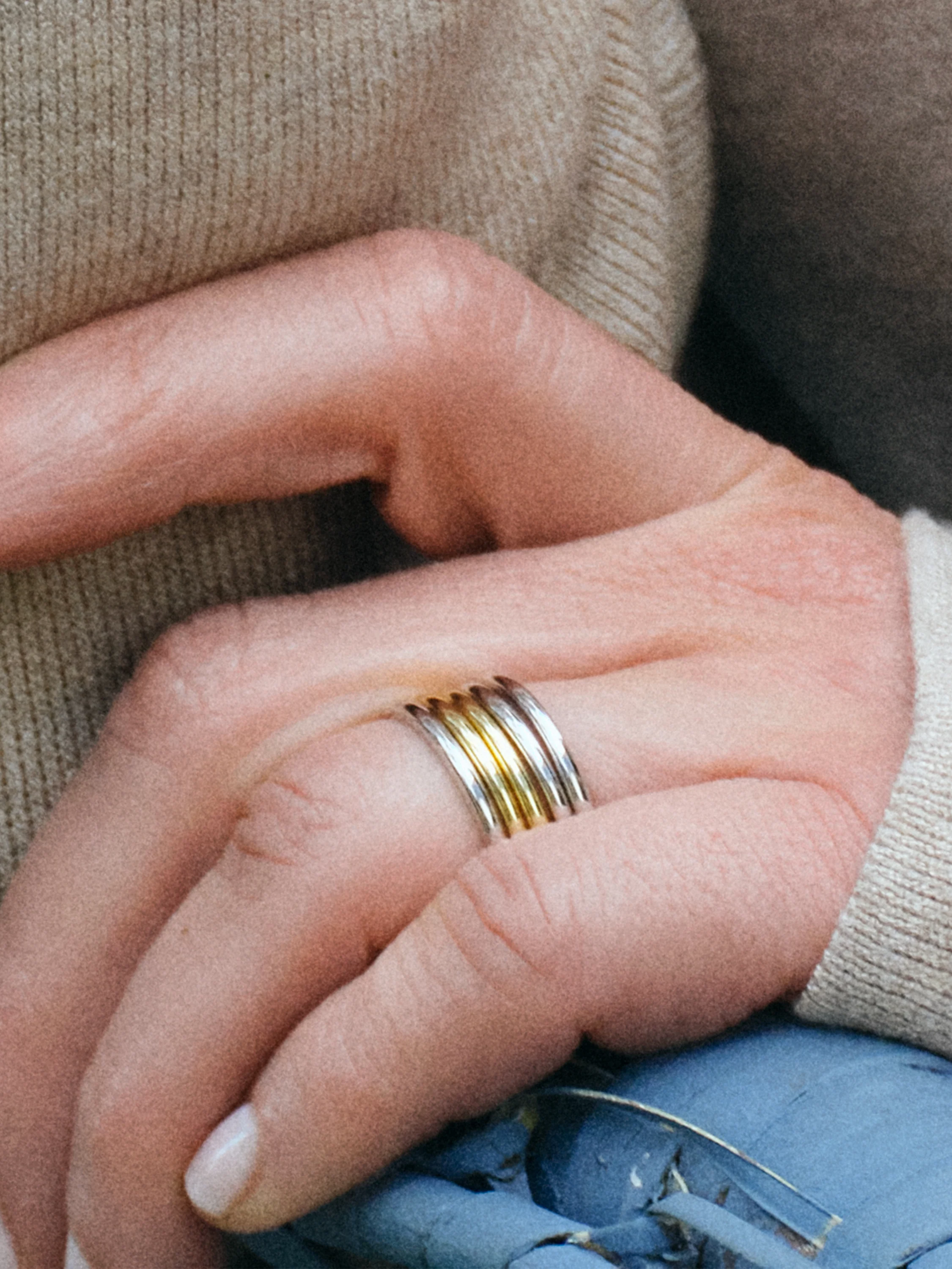 Simple Band Ring Stack (Set of 4) - Image 9