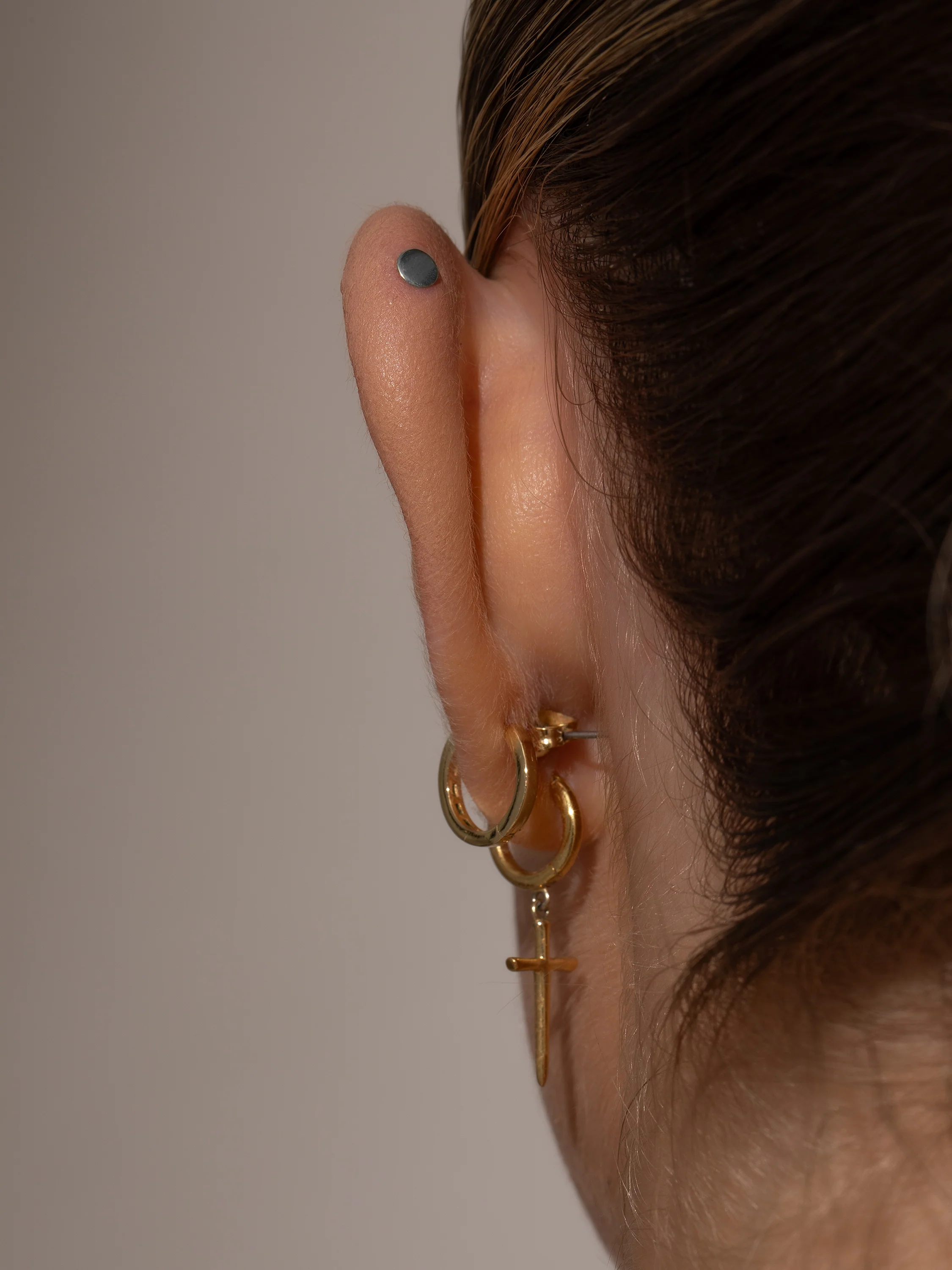 Titanium Ball Flat Back Earring - Image 4